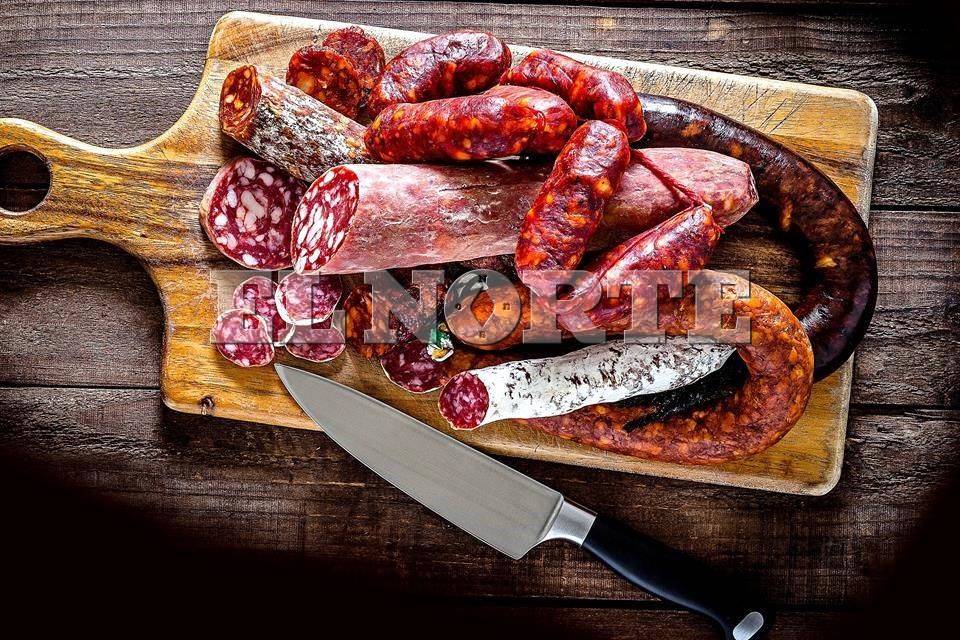 Proceso de embutido del chorizo. – Nor-Mex Living