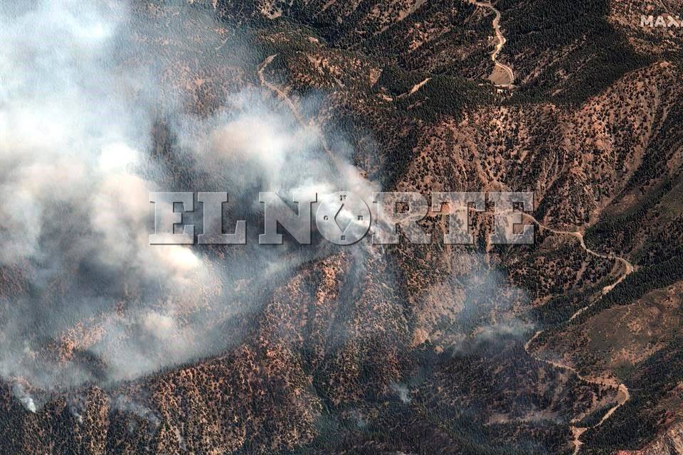 Avanzan en combate a incendios de California