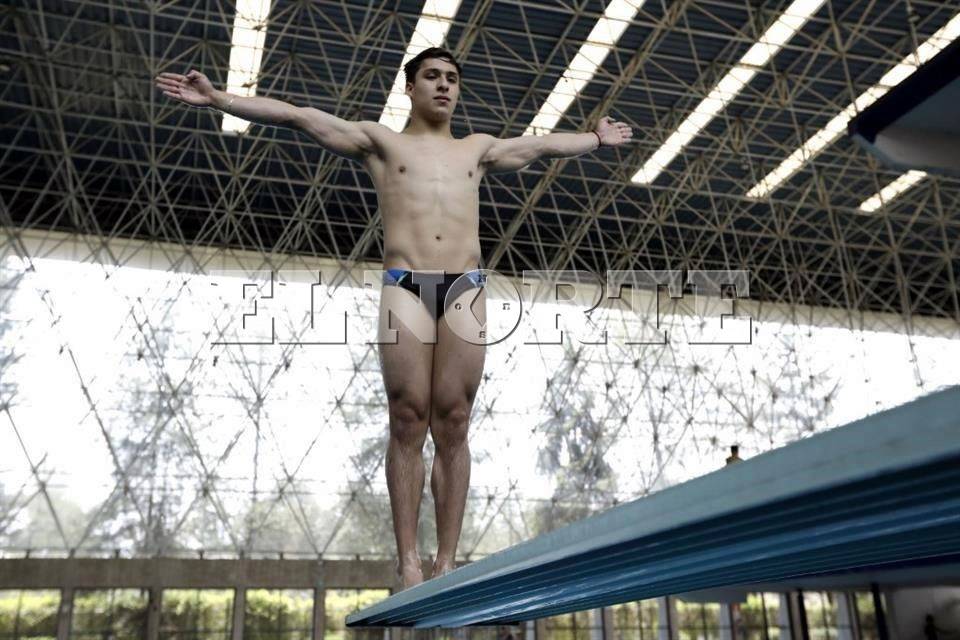 Confía Olvera que acabará con la sequía en trampolín