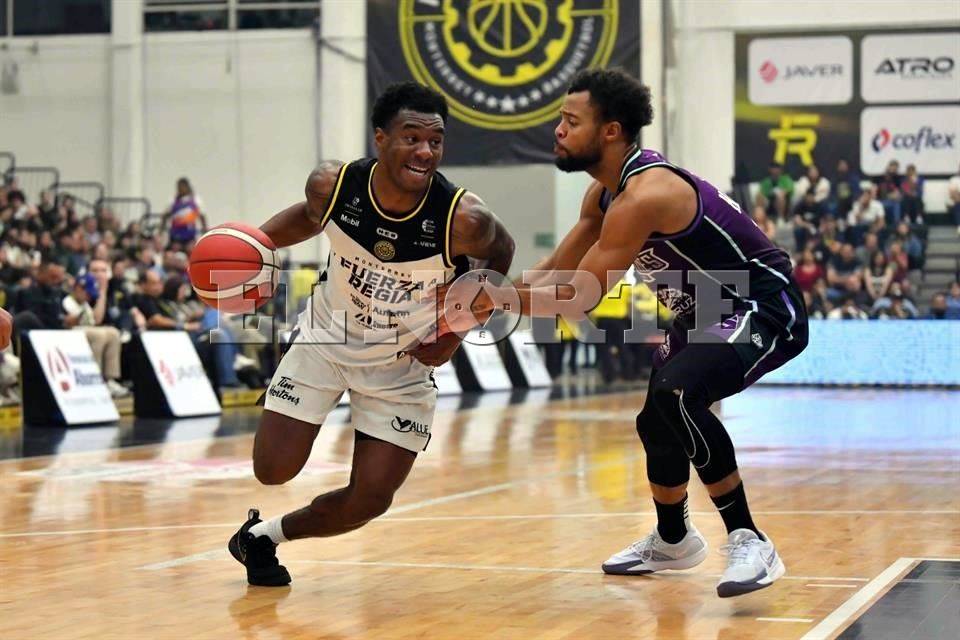 Elimina Xalapa a Fuerza Regia