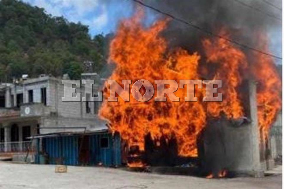 Se desatan balaceras, quemas y bloqueos en San Cristóbal